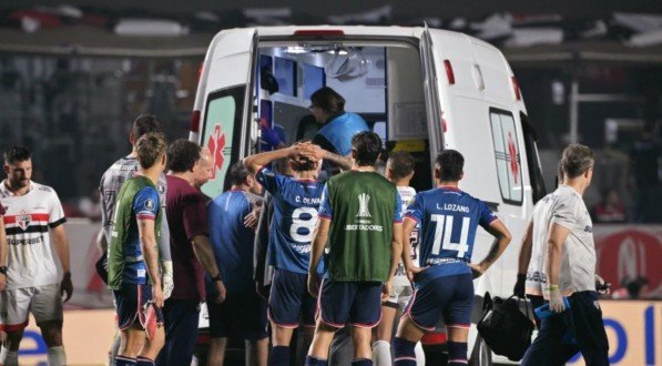 Imagem do momento em que Juan Izquierdo foi atendido no Morumbi