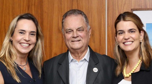 Isabella de Roldão, Bernardo Peixoto e Ana Paula Vilaça em evento da Fecomércio