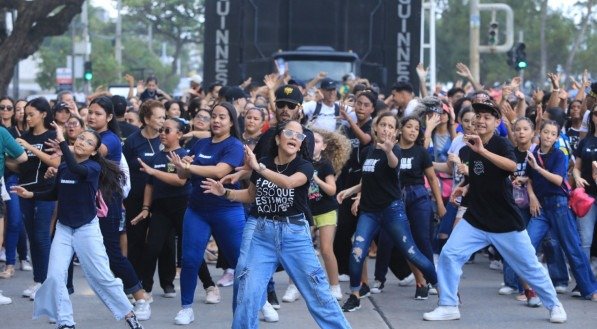 Marcha para Jesus homenageou as vítimas de tragédia no Morro da Conceição, no Recife