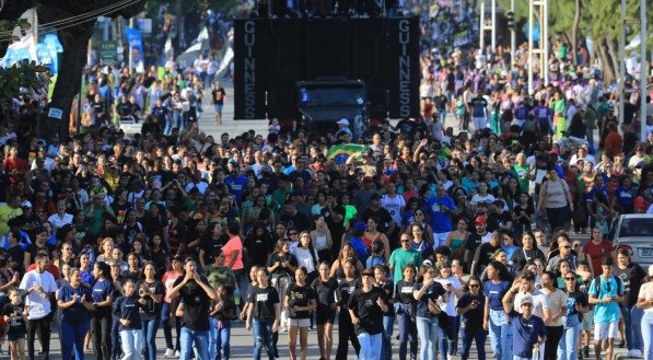 Marcha para Jesus homenageou as vítimas de tragédia no Morro da Conceição, no Recife