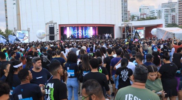 Marcha para Jesus homenageou as vítimas de tragédia no Morro da Conceição, no Recife