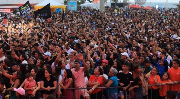 Marcha para Jesus homenageou as vítimas de tragédia no Morro da Conceição, no Recife