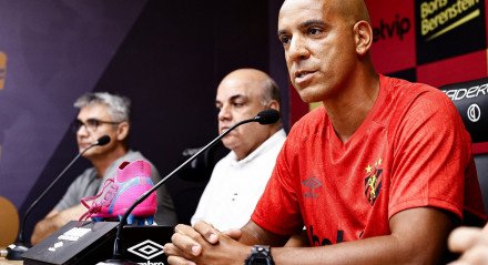 Pepa, técnico do Sport em coletiva de imprensa