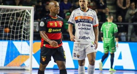 Imagem do jogo entre Passo Fundo x Sport pelo Brasileirão de Futsal