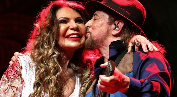 Show marca os 40 anos de amizade de Elba e Geraldo