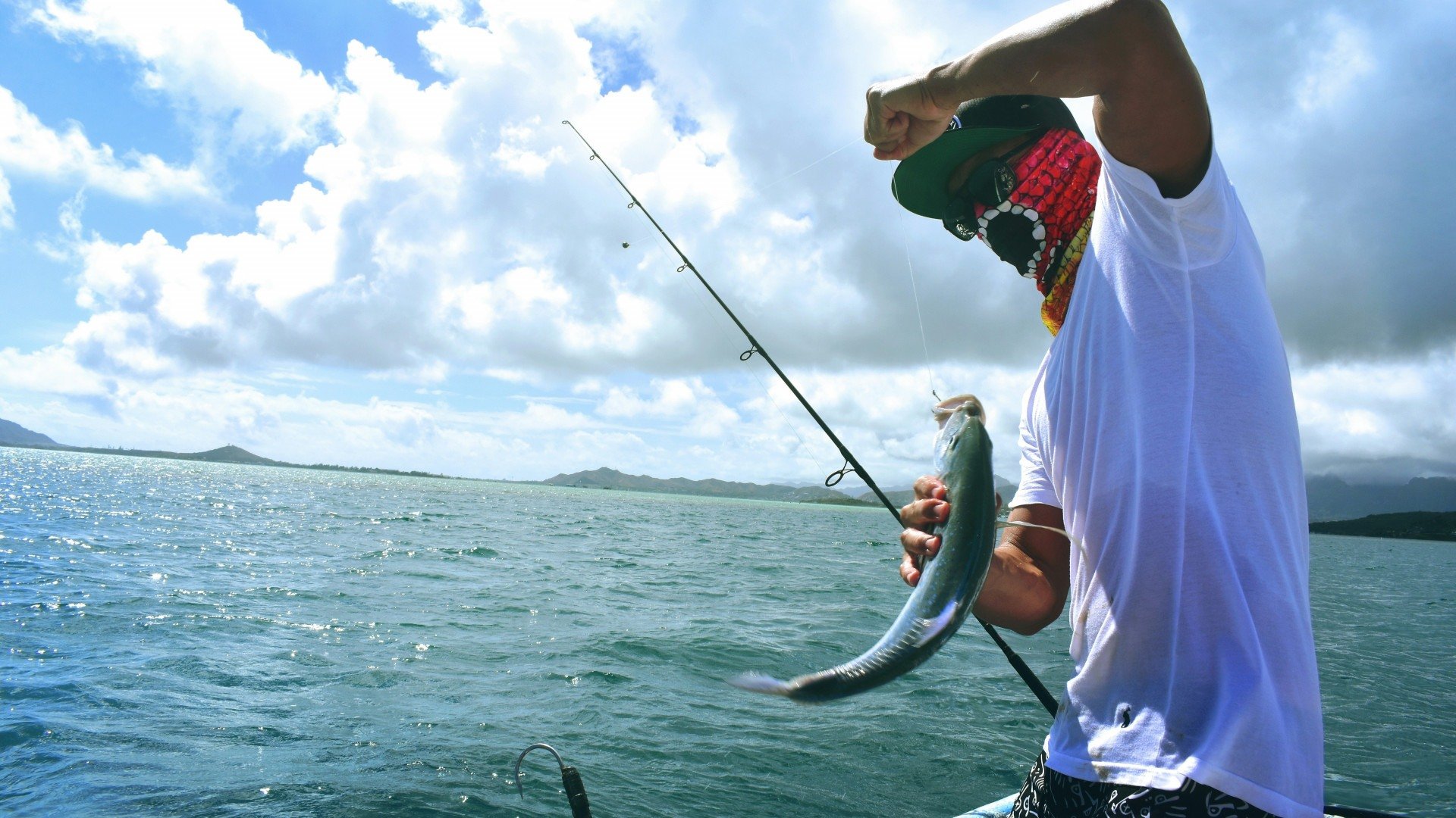 Imagem ilustrativa de pesca na praia