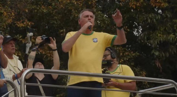 Jair Bolsonaro em discurso na Avenida Paulista