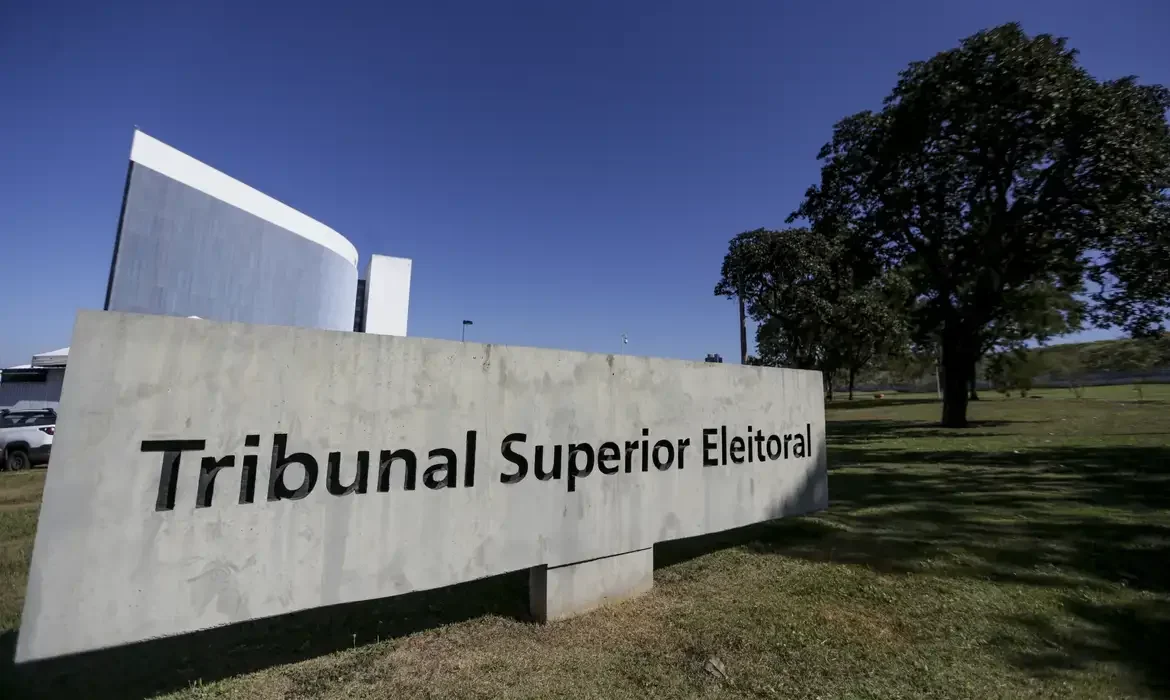 Foto da capa: Cena Política