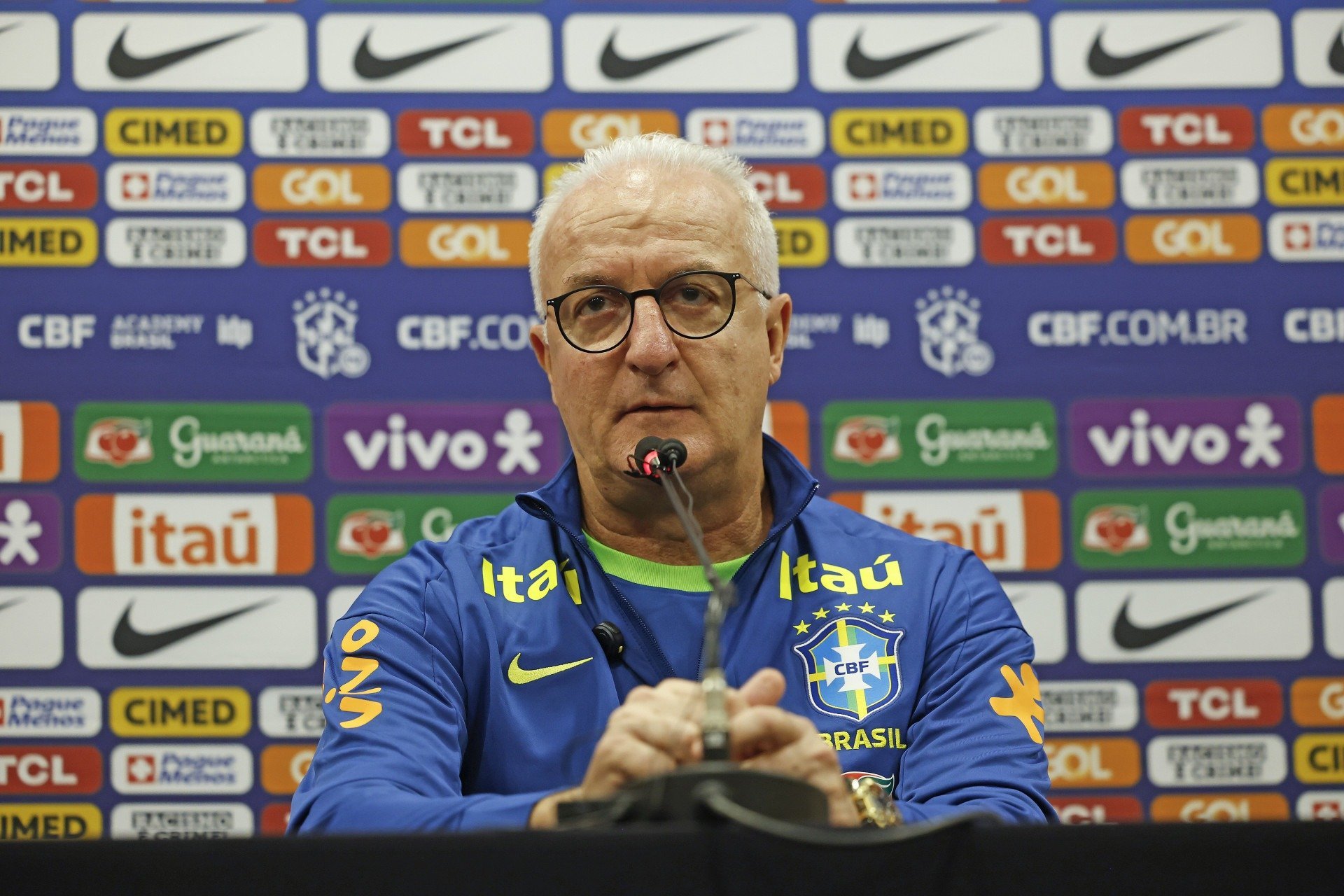 Imagem do técnico Dorival Júnior em entrevista coletiva pela Seleção Brasileira RAFAEL RIBEIRO/CBF