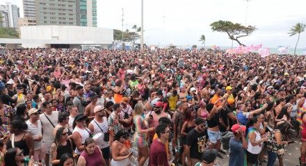 23ª edição da Parada da Diversidade de Pernambuco aconteceu neste domingo 