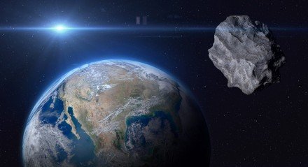 Asteroide deve passar pela Terra nos próximos dias, de acordo com a NASA - buradaki - iStock