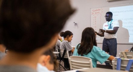 Com edital já disponível, processo de incentivo educacional da Escola Eleva Recife segue com inscrições até 16 de outubro