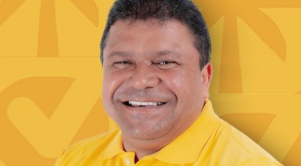 Imagem: Paulo Batista, prefeito eleito em Itamaracá em 2012 e 2020.