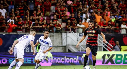 Imagem do primeiro jogo entre Sport x Paysandu pela Série B