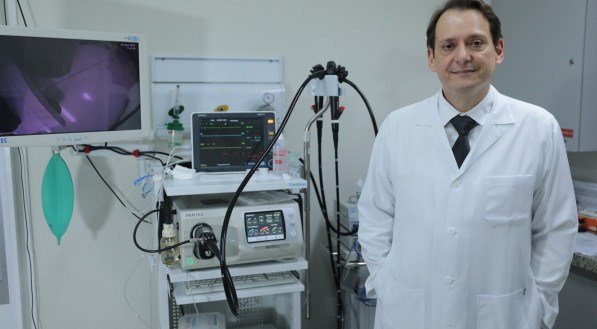 Dr. Roberto Magalhães, gastroenterologista do Hospital Jayme da Fonte e do Diagnóstico Endoscópico
