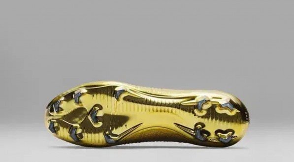 Chuteira da Nike: edição comemora quinta Bola de Ouro de Cristiano Ronaldo (2017)