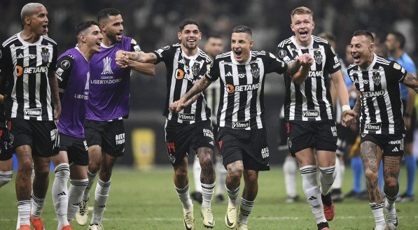 Atletas do Galo celebram classificação para semifinal da Libertadores