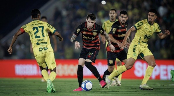 Imagem do jogo entre Mirassol x Sport pela 29ª rodada da Série B do Campeonato Brasileiro