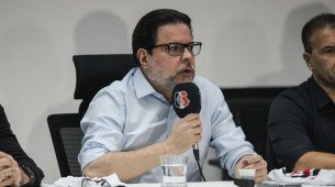 Bruno Rodrigues, presidente do Santa Cruz, em entrevista coletiva