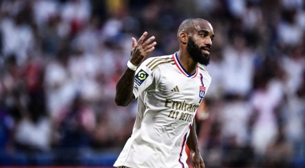 Alexandre Lacazette, atacante do Lyon