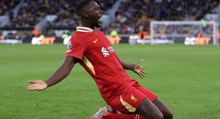 Konaté, zagueiro do Liverpool