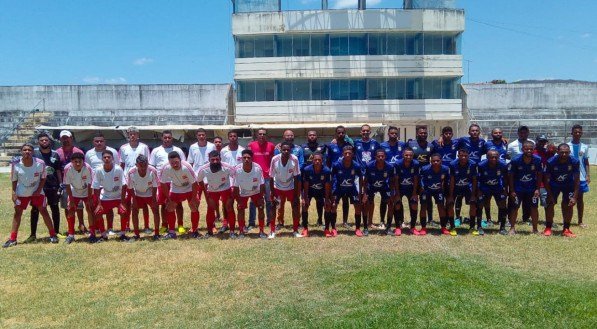 Equipes da comunidade de Conceição das Crioulas, de Salgueiro e Alverne, de Alagoinha.