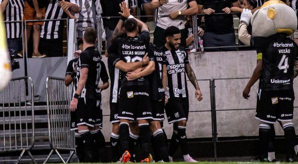 Imagem dos jogadores do Ceará