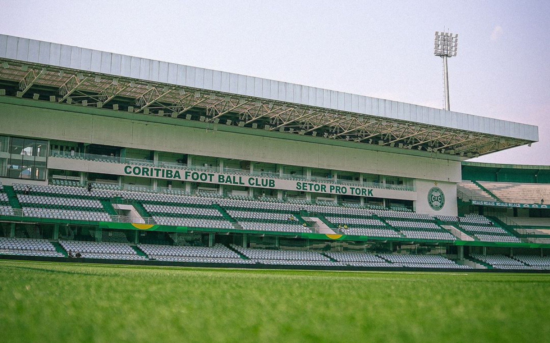 Imagem das sociais do Estádio Couto Pereira Rafael Ianoski/Coritiba