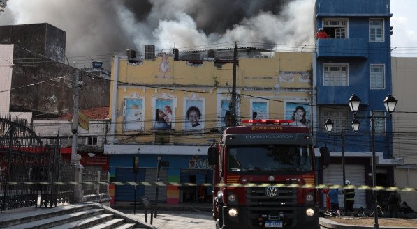 INCÊNDIO LOJA CENTRO DO RECIFE. 