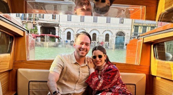A arquiteta Cecília Lemos, que faz sucesso na CASACOR 2024, e o marido Danilo Pedrosa curtindo dias em Veneza, na Itália