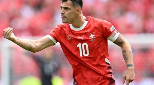 Xhaka, meia da Suíça