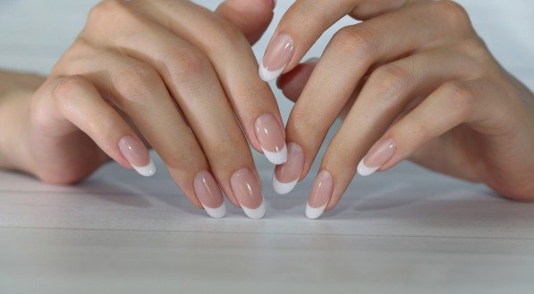 Imagem ilustrativa de unhas pintadas e lindas!