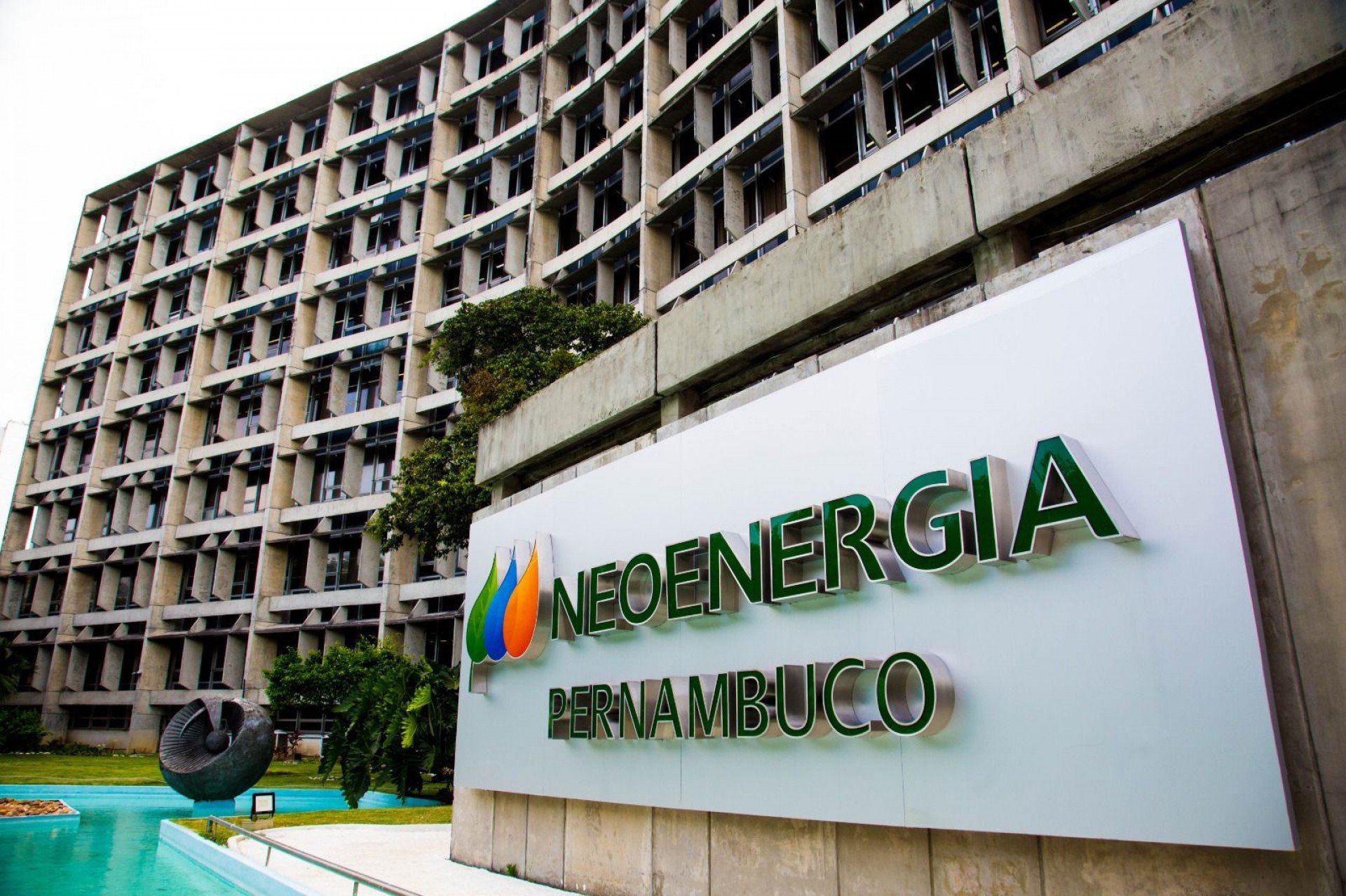 Neoenergia apresenta plano de investimentos de quase R$ 1 bilhão em Pernambuco para 2025