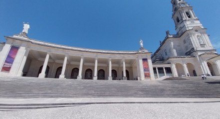 Santuário de Nossa Senhora do Rosário de Fátima, um dos mais visitados do mundo