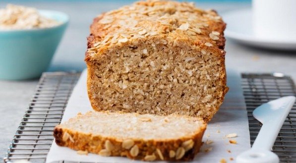 Pão de aveia (Imagem: Anna_Pustynnikova | Shutterstock)