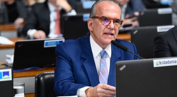 Fernando Dueire e Raul Henry mantêm a temperatura alta no MDB com troca de farpas