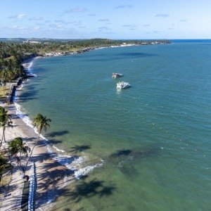 Imagem da costa de Sirinhaém, na praia de Guadalupe