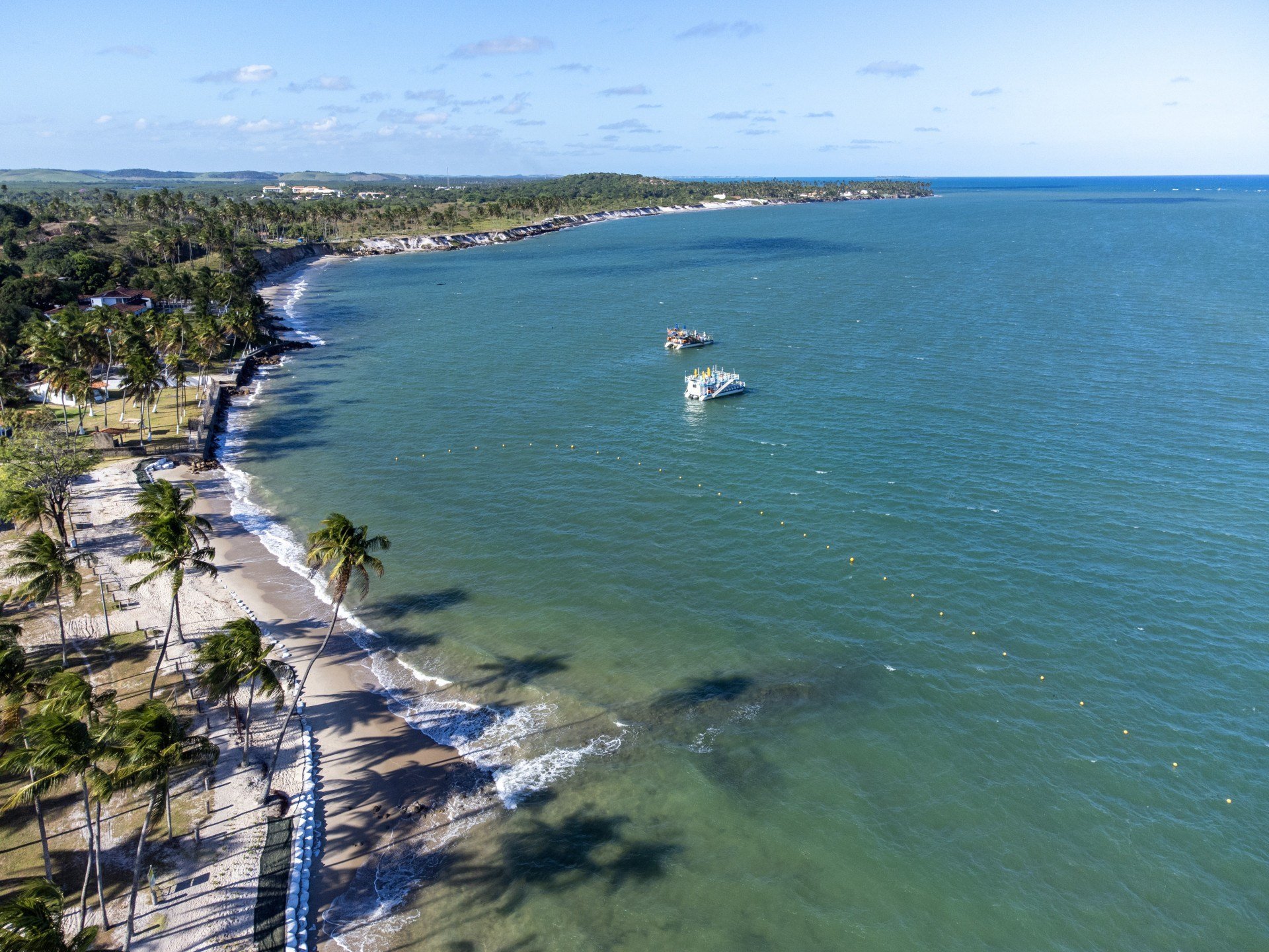 Imagem da costa de Sirinhaém, na praia de Guadalupe