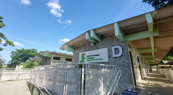 Imagem de prédio central IFPE/Vitória de Santo Antão