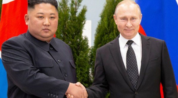 Líder da Coreia do Norte, Kim Jong-un, e o presidente da Rússia, Vladimir Putin