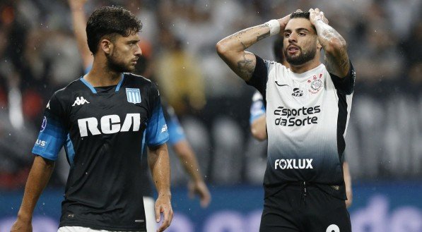 Corinthians fica só no empate com o Racing pelo jogo de ida da semifinal da Sul-americana