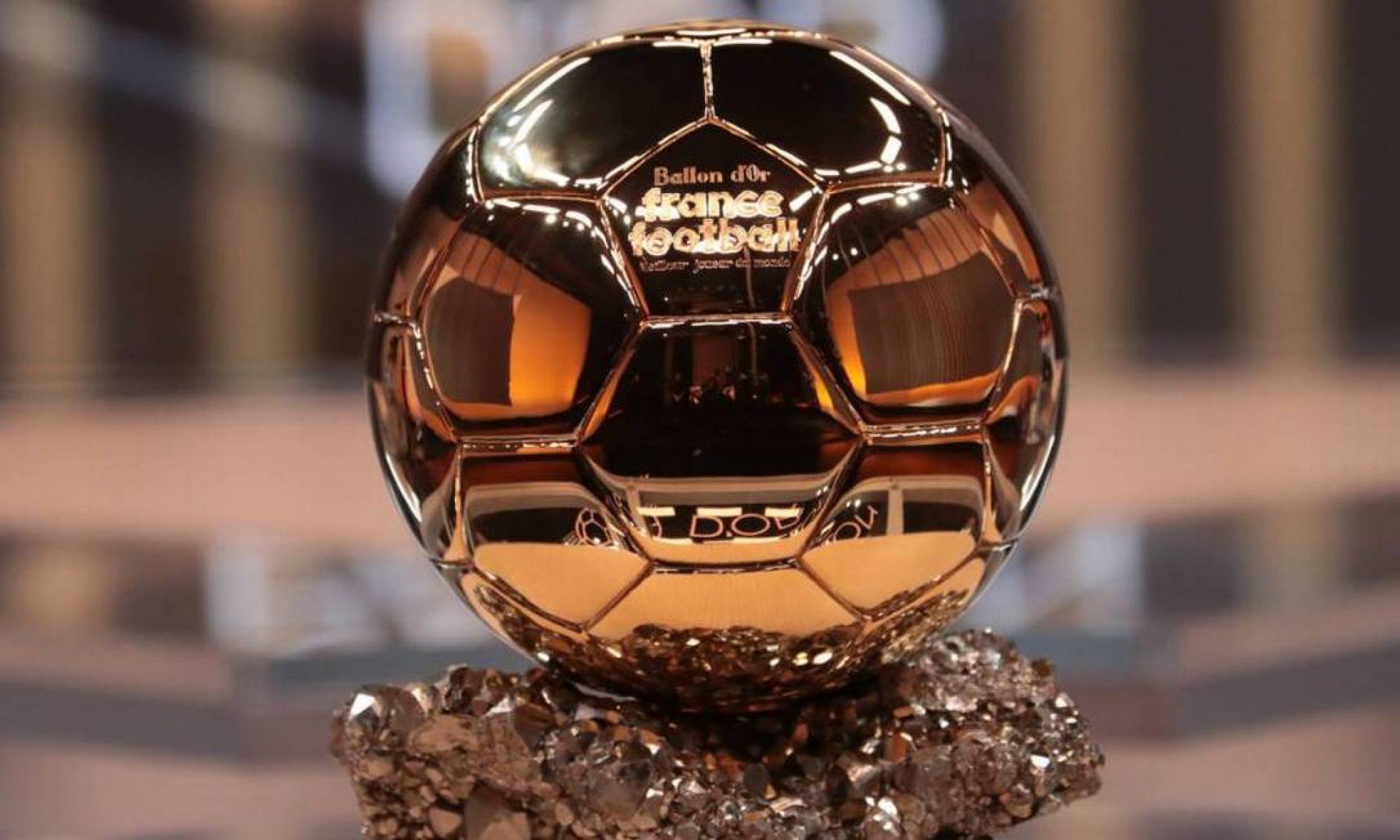 Bola de Ouro 2025: Descubra quando será anunciado o top 3 melhores jogadores do ano