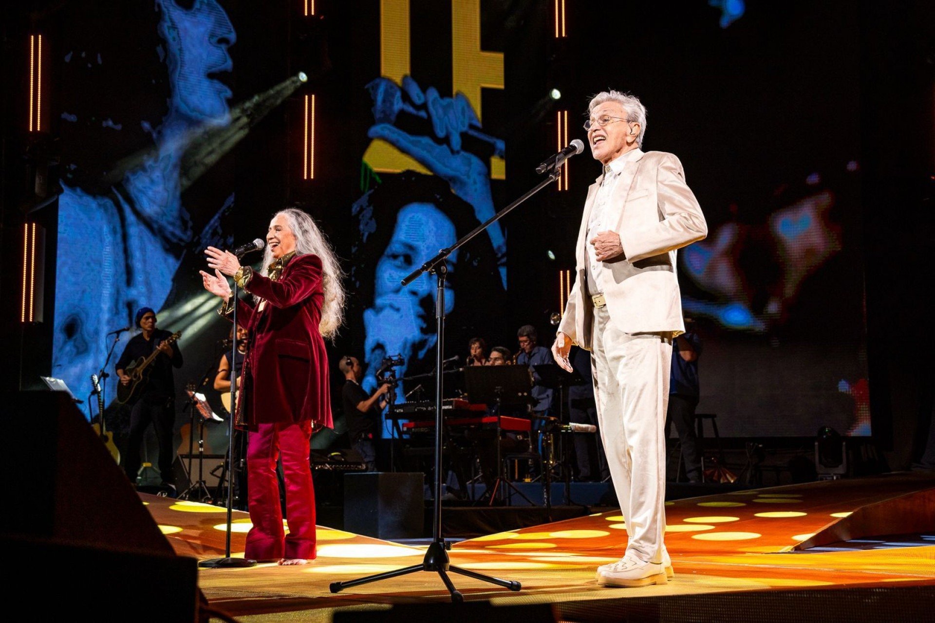 Caetano e Bethânia emocionam com clássicos e música de Gonzaguinha
