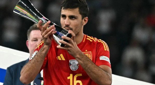 Imagem de Rodri, o melhor jogador da Eurocopa 2024