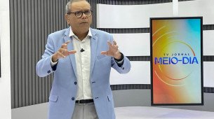 Ciro Bezerra apresenta o TV Jornal Meio Dia