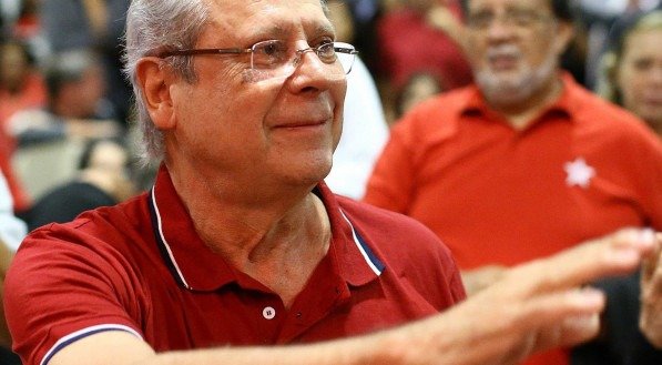 Gilmar Mendes anula condenações de José Dirceu na Lava Jato assinadas por Moro


 
 
