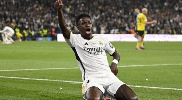 Vinícius Júnior comemora gol marcado pelo Real Madrid