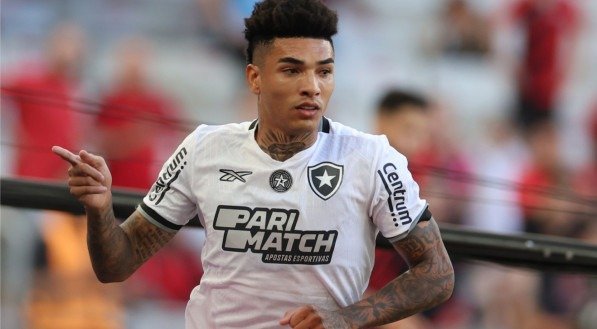 Igor Jesus, atacante do Botafogo