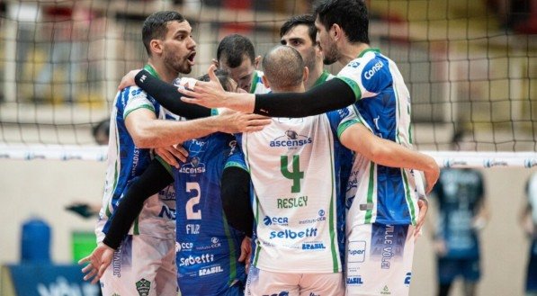 Imagem dos jogadores do Joinville na Superliga Masculina