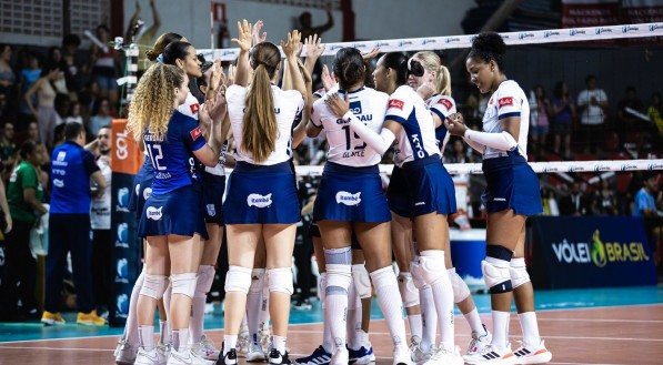 Imagem do Gerdau Minas em ação pela Superliga Feminina de Vôlei